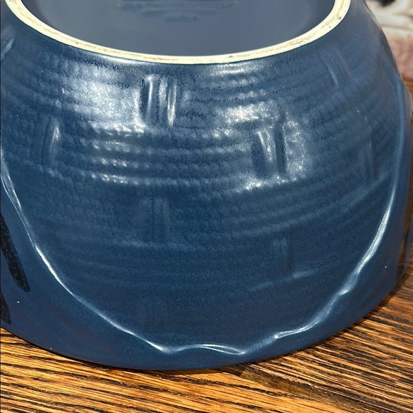 Pfaltzgraff Blue mixing/serving Bowl - Picture 3 of 10